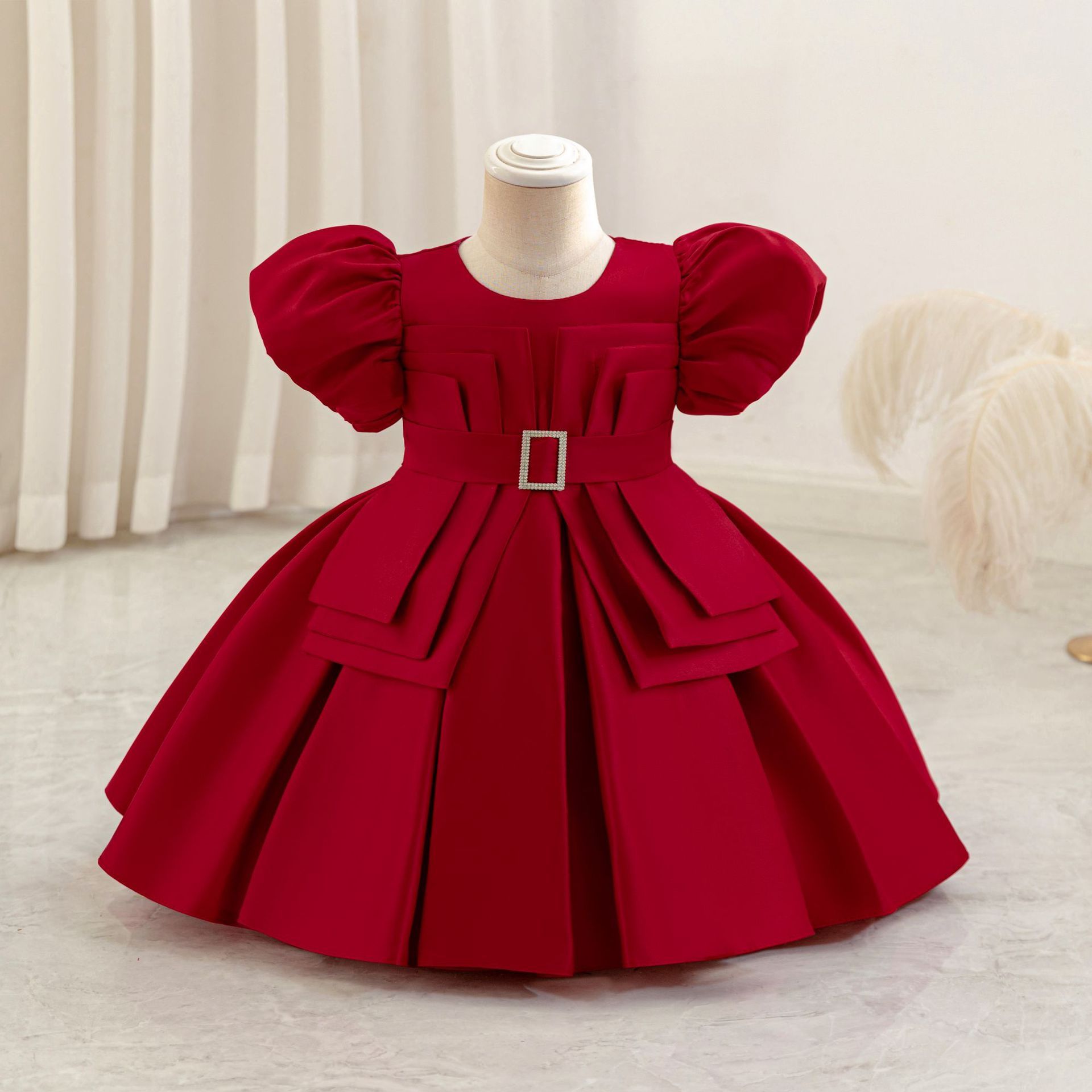 Cute and stylish new children's birthday party princess dress  Baby dress girls' short sleeved dress dress can be wholesale