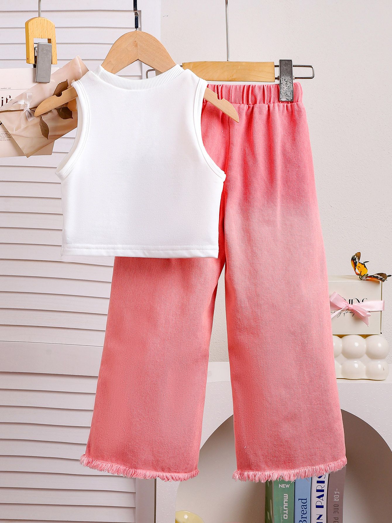 Girls' clothing set European and American summer girls' sleeveless patchwork bow top, ripped denim pants two-piece set