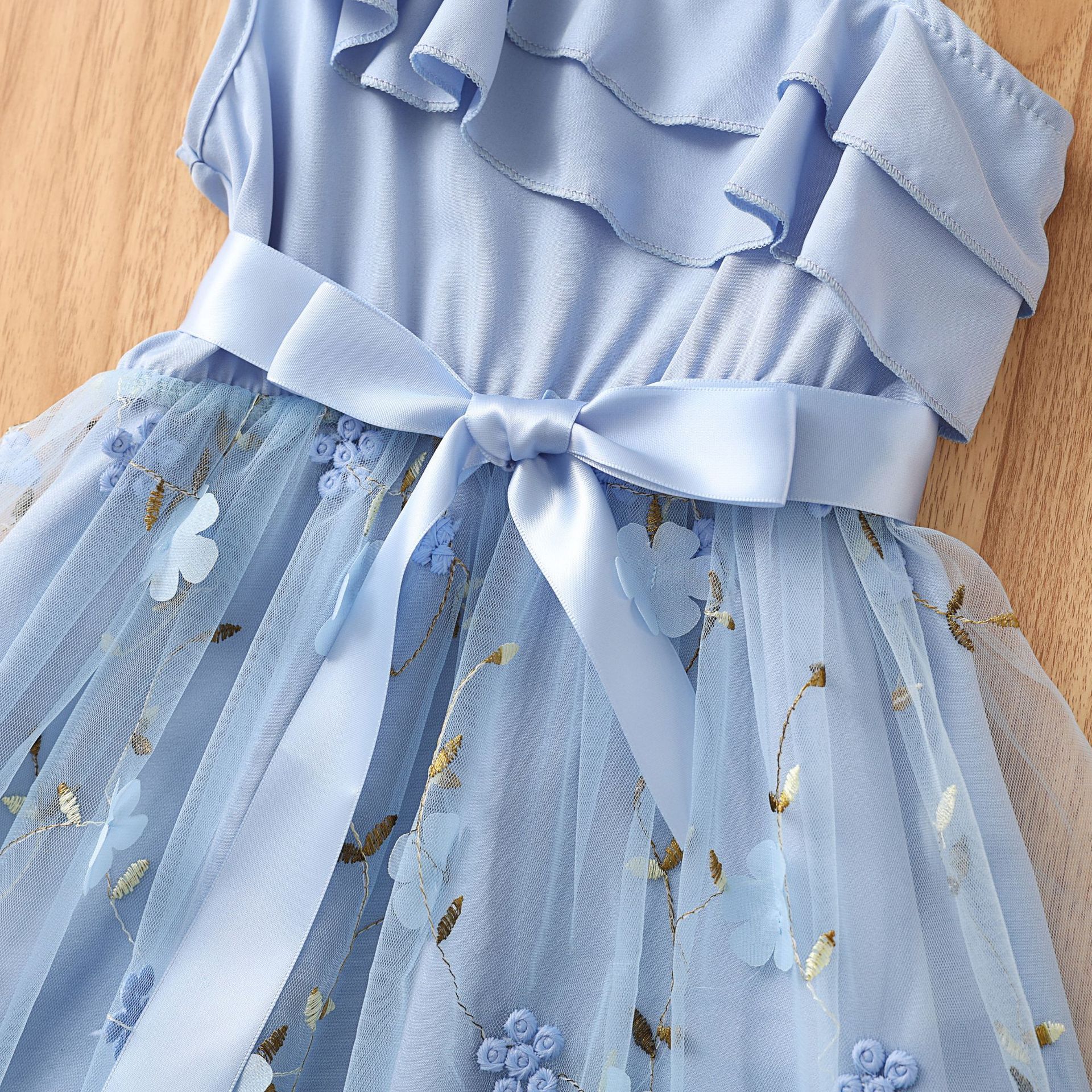 Girl's beautiful dress fashionable lotus leaf sloping shoulder suspender craft yarn dress cute dress for baby girls