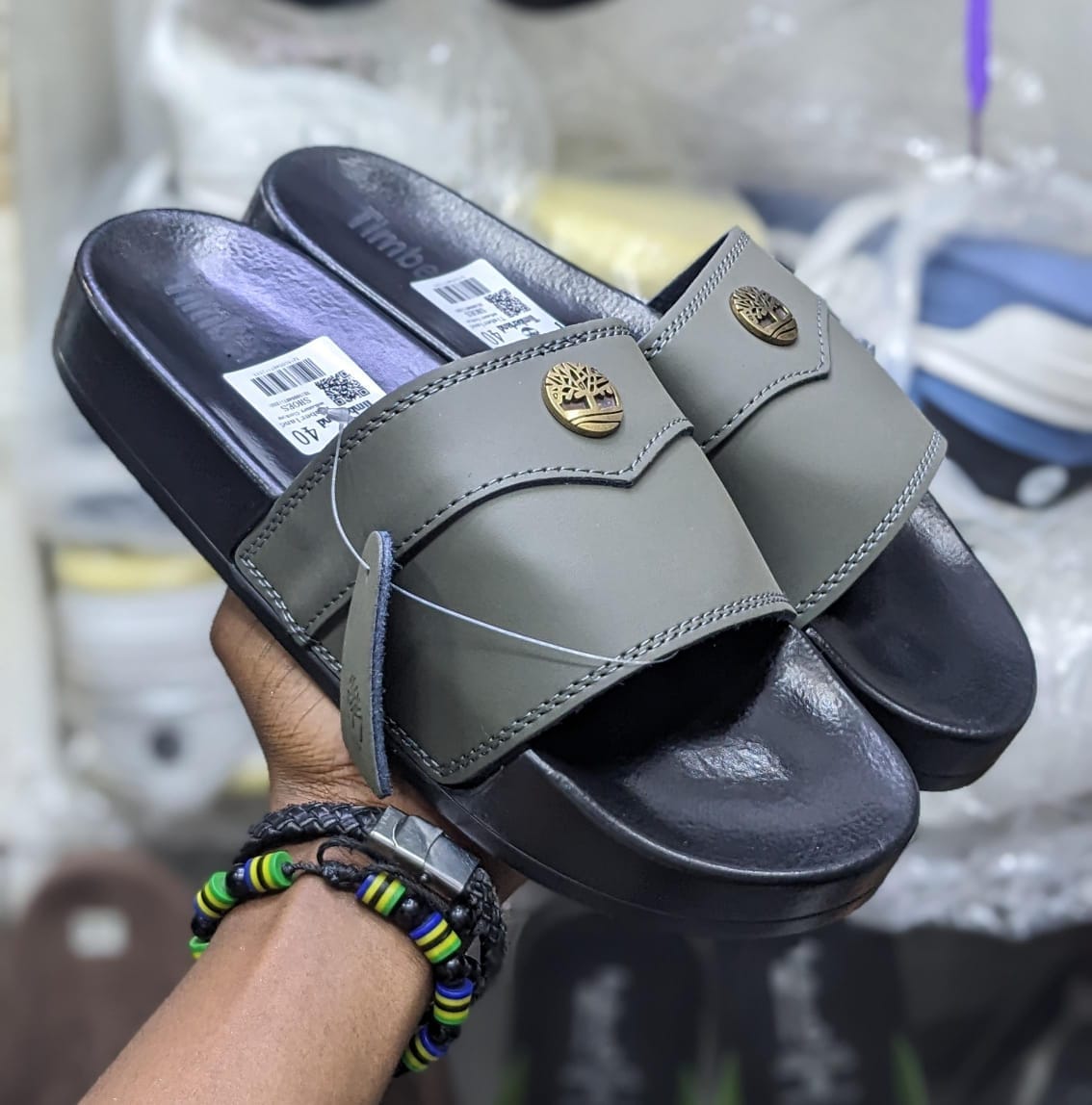 Timberland Quality men's Sandals Summer Slides Rubber Sole New Sandals and Slippers Men's Sandals Adult Beach Open Shoes Non-slip Open-toe Sandals Quality Sandals Men's Summer Slides Rubber Sole.