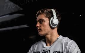PREMIUM JBL Live 660NC - Wireless On-Ear Bluetooth headphones with Active Noise Cancelling technology