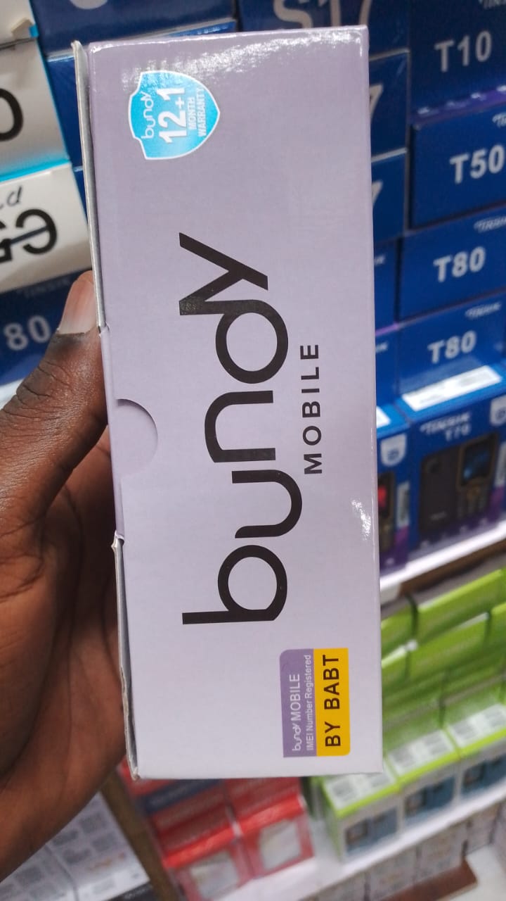 PREMIUM Bundy Mobile D400 Large 2.8 Inch SCreen Long Lasting 3000 mAh Battery, Camera, Bluetooth, and FREE Oraimo Earphones