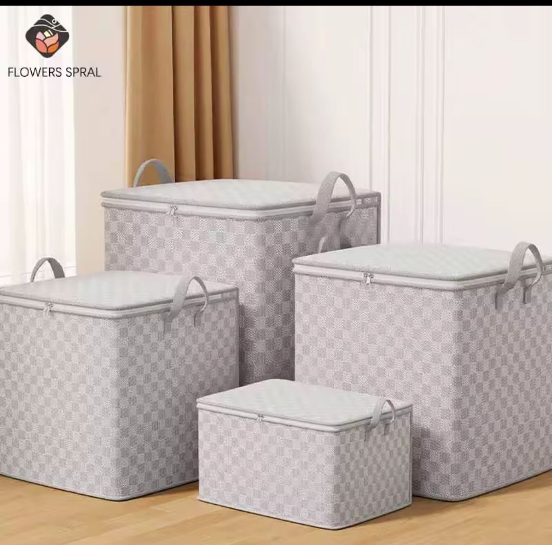 Quilt storage bags with zipper lids dustproof duvets clothes storage bags
