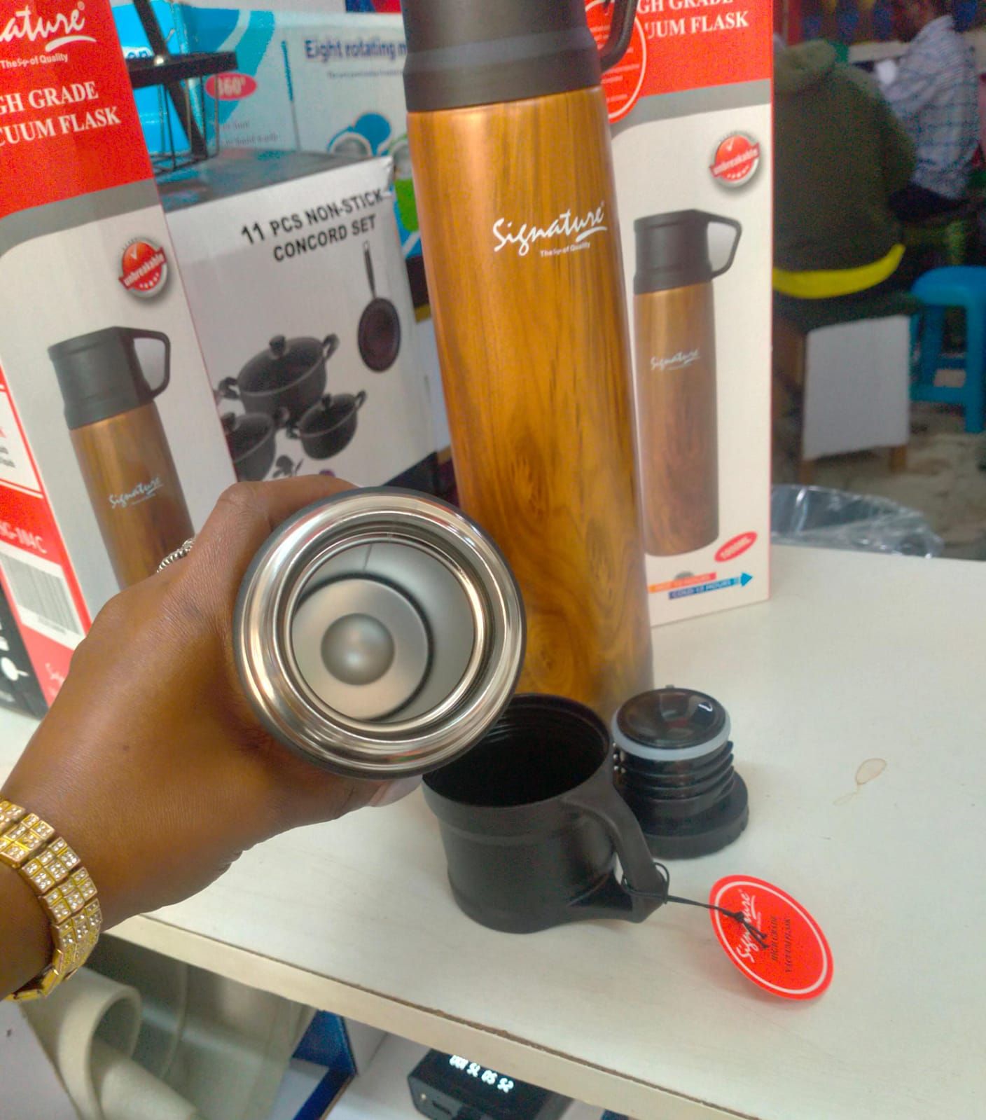 🥤 Signature Flask 1000ml – 🌡️ Premium Vacuum Insulated Bottle for Hot & Cold Drinks ☕❄️