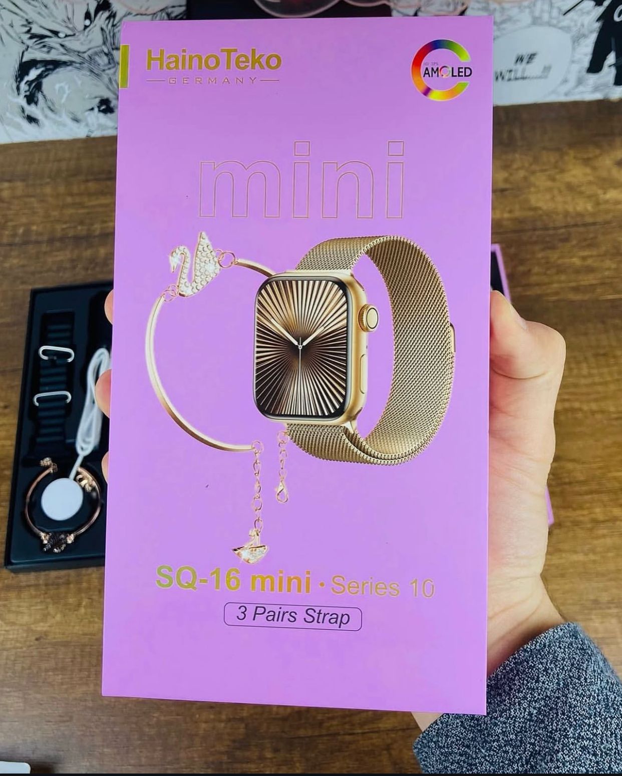 ❤️♨️RESTOCKED❤️♨️



*_HAINO TEKO LADIES SMART WATCH SQ-16 mini*



▪️3 interchangeable straps

▪️Stainless steel Bracelet 

    

  Functions:

*️⃣Sports Record : Cycling, Walking,Jogging,Running

*️