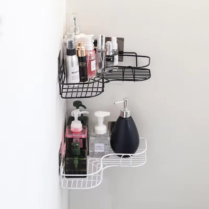 😎Elegant 😎Single Layer Iron Triangle Rack corner Shelve.Made of durable iron material, it is easy to maintain by wipe cleaning with mild soap and water. Its size is convenient to fit in any space.