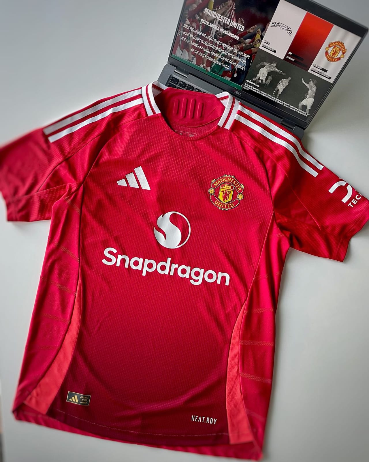 2024/2025 PLAYER VERSIONNew Season MANCHESTER UNITED Original Home Kit Football Jersey ; New Authentic Unisex Jersey