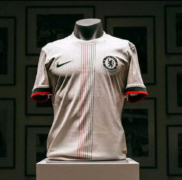 CHELSEA25/26 AUTHENTIC JERSEY PLAYER VERSION +CWC BADGE+CHAMPION LEAGUE BADGE +PRINTING(ASLO PLAIN)