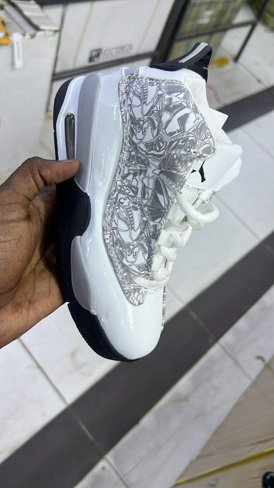 Quality kids Jordan dub zero unisex sneaker