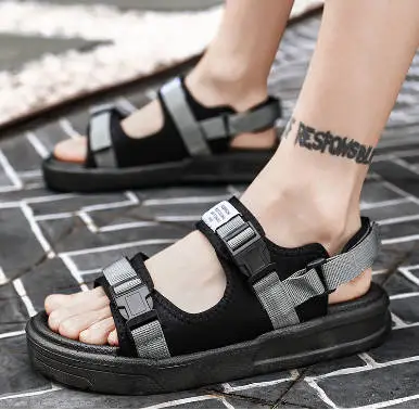Men sandals Boy shoes beach shoes men's home shoes casual shoes men slipper Men sandals Boy shoes beach shoes men's home shoes casual shoes men slipper Local fast delivery