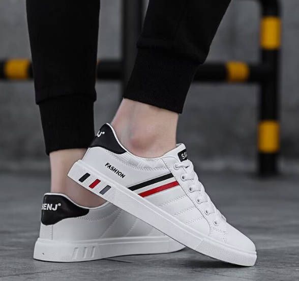 Fashion Sneakers Sports shoes  Men's Board Shoes Running Shoes Outdoor Casual Boy Hiking Shoes Local fast delivery