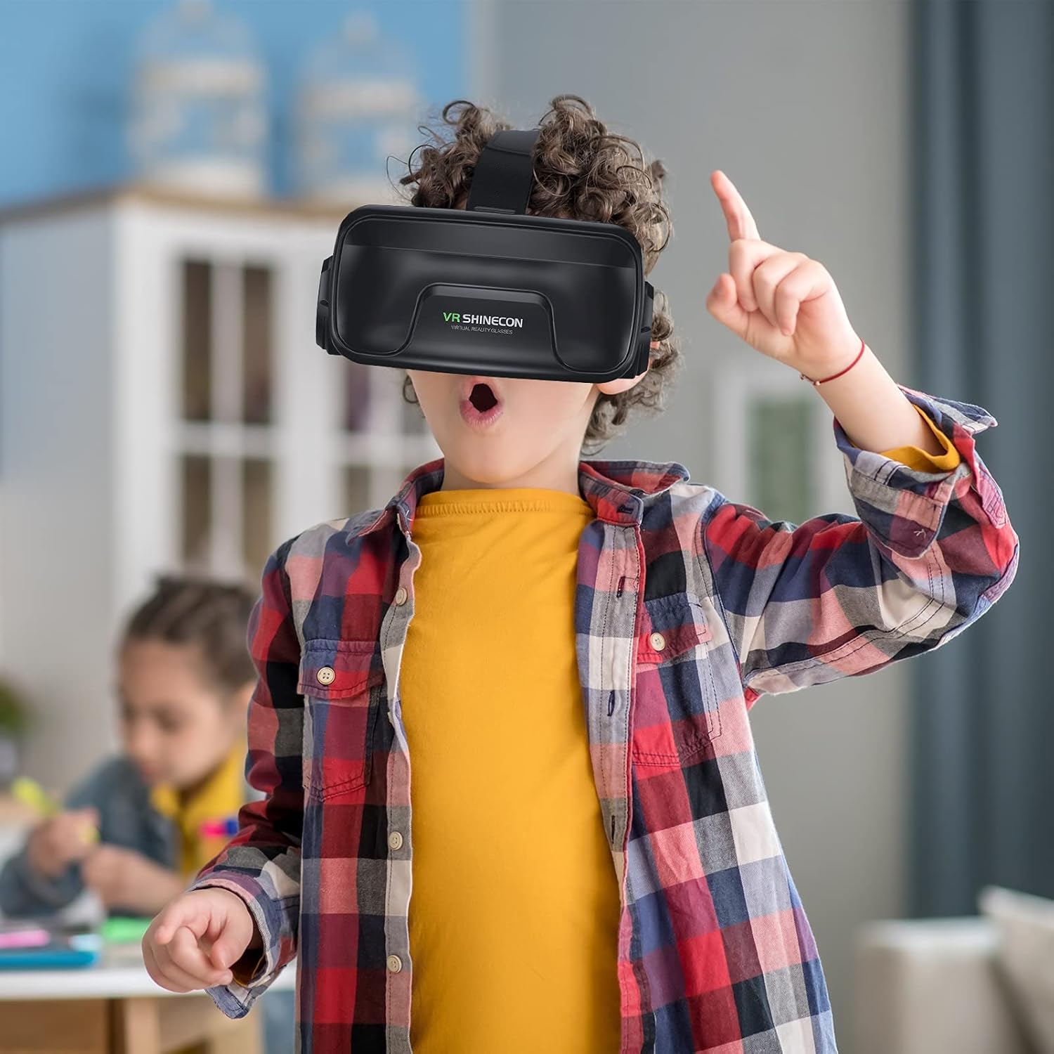 Shinecon VisionMax Pro VR Headset with Built-in Bluetooth Controller for Seamless Mobile Integration – Designed for Phones 4.7 to 7.2 Inches, Featuring Adjustable Comfort and Immersive 3D Viewing