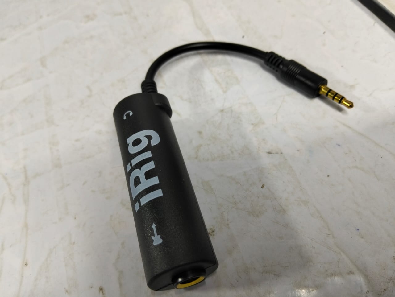 iRig Guitar Interface Converter for iOS Phones – Upgrade Your Guitar Setup with Cutting-Edge Effects and Recording Capabilities via an Innovative Phone Connector