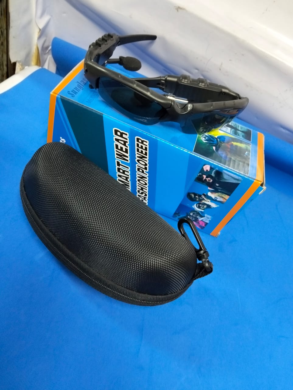 Outdoor Glasses Bluetooth Sunglasses Headphones Stereo Wireless Sport Riding Song Call Ear Buds Earphone-Only Two Glasses