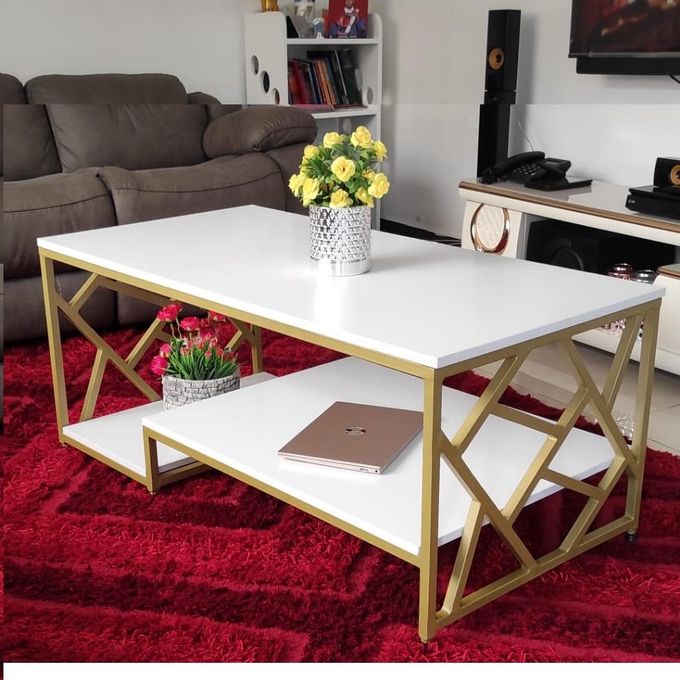 Zippy Elegant Coffee Table