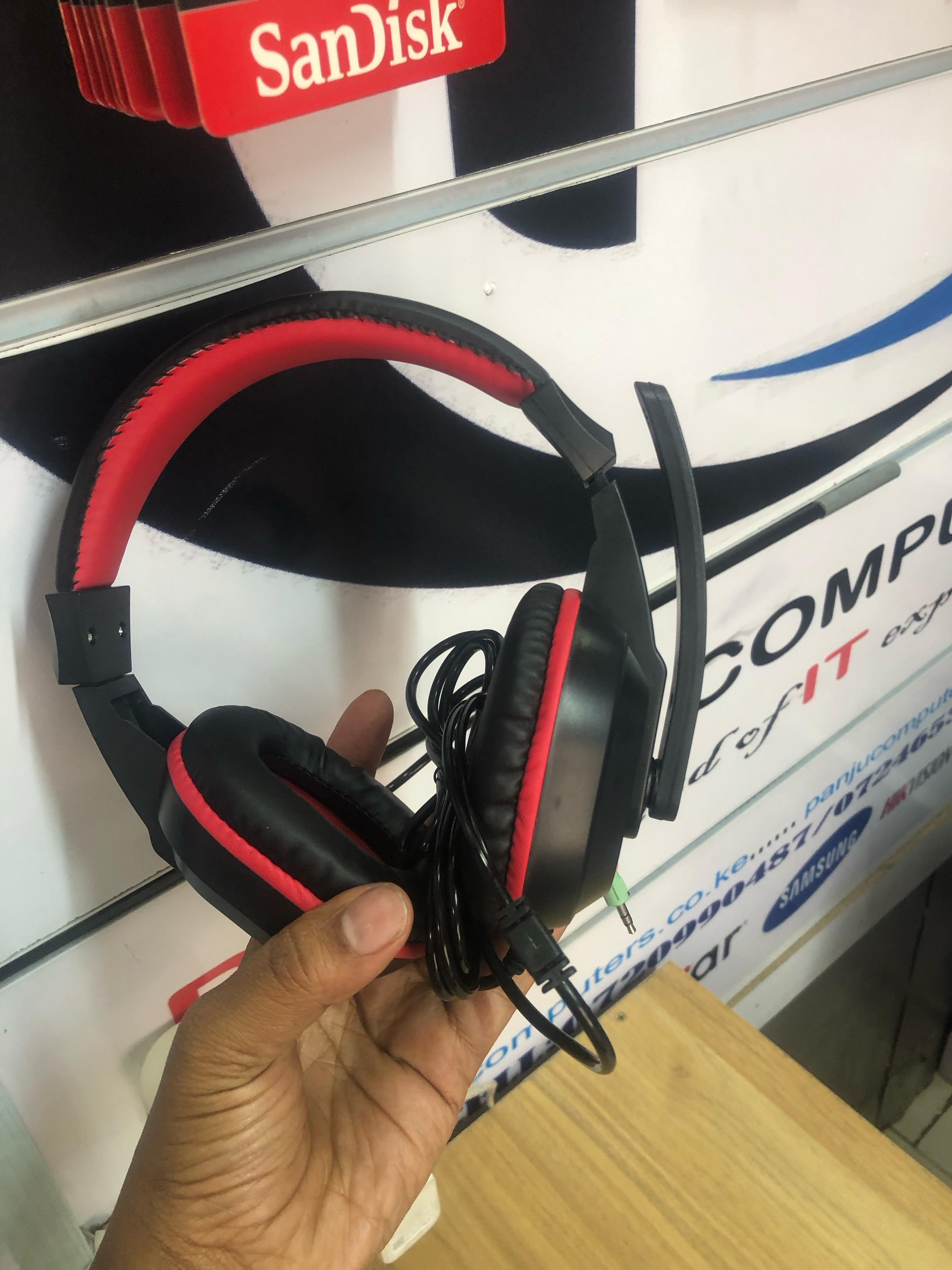 Computer Microphones 3.5MM Wire Luminous Gaming Headset Noise Cancelling Soft Earmuff  Headphones With Microphone For Smartphones PC Play Station 4 and computers