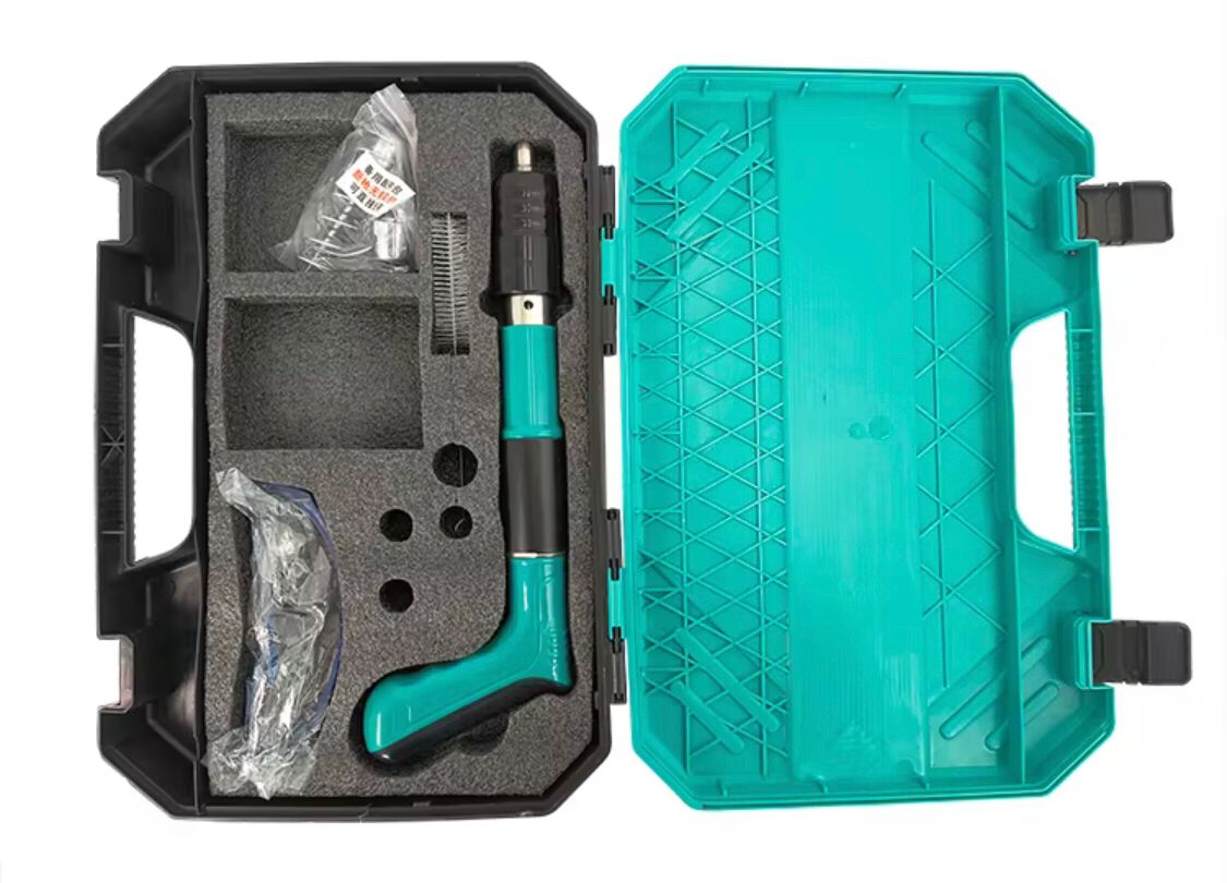 High Quality Small Mini Nail Gun Portable Cordless Small Silenced Gun Concrete Nail Gun,metal nail gun ,good for fixing cctv cameras ..outdoor job ,with 100pcs nail inside and protective glass