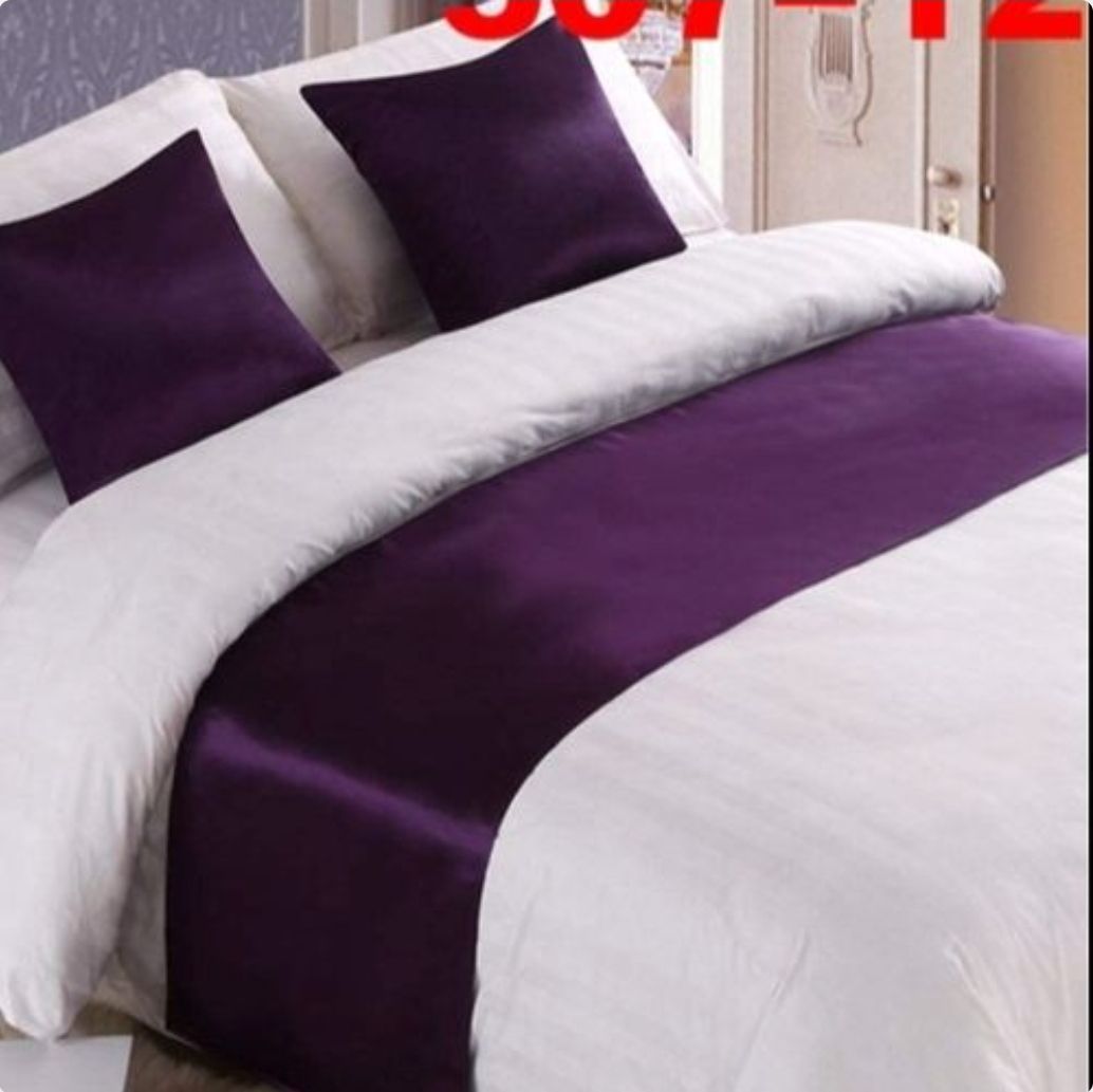 Satin Bed Runners With 2 Pieces Of Matching Cushion Covers-Size:King Size