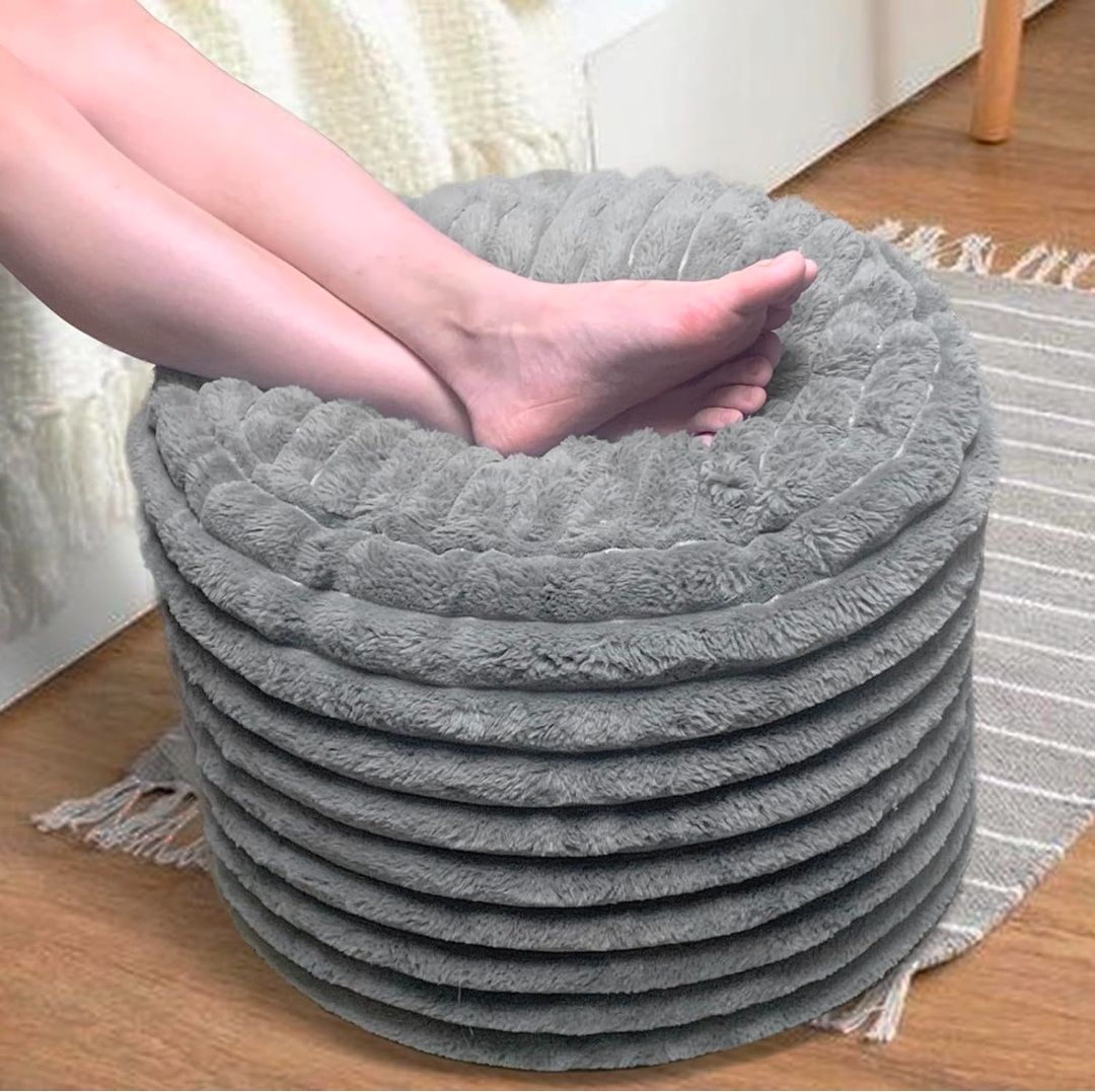 Pouf Ottoman Stuffed Round for Foot Rest, Faux Fur Poufs with Foam Chunk Filling, Storage Ottoman Pouf Foot Stool Cushion, 26 X 18 Inch Floor Chair for Living Room Bedroom Home Decor