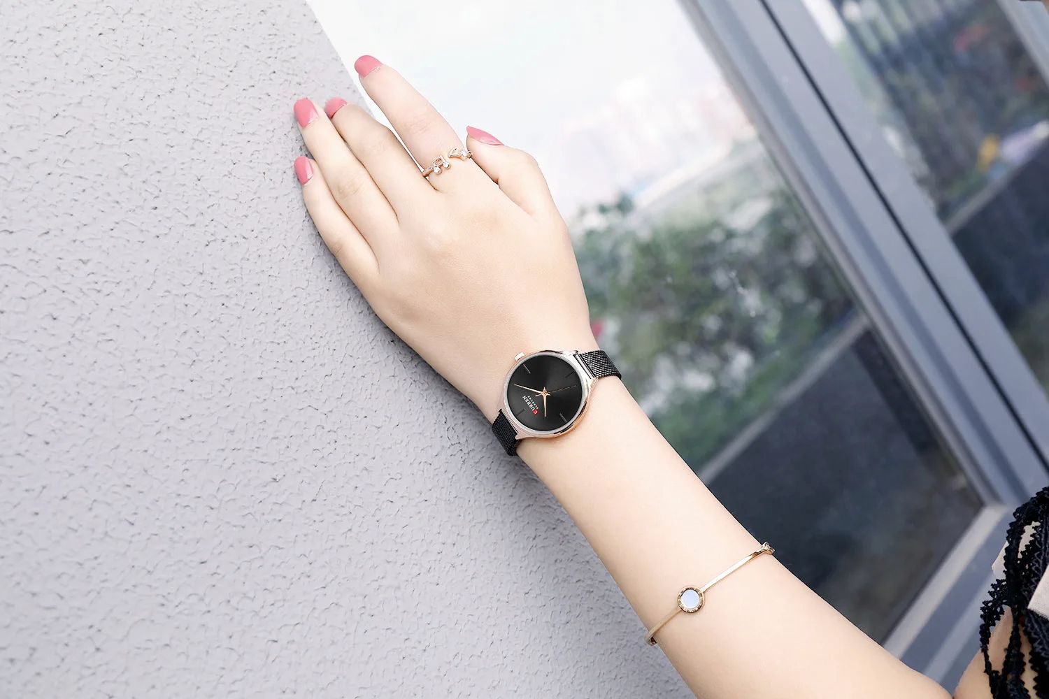 2025 Best-Selling Women’s CURREN Waterproof Quartz Watch Mesh Band Stainless Steel or Leather Strap, Thin, Stylish Dial Casual Fashion Leisure Sports Thoughtful Ladies Gift Simple yet Elegant