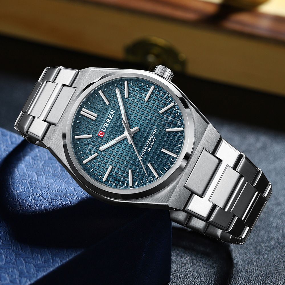 CLASSIC CURREN 2025 Men's Quartz Watch – Elegant and Simple Design Ideal for Fashionable and Sporty Gentlemen Large Dial Luminous Display Stainless Steel Strap Style and Functionality RE-DEFINED
