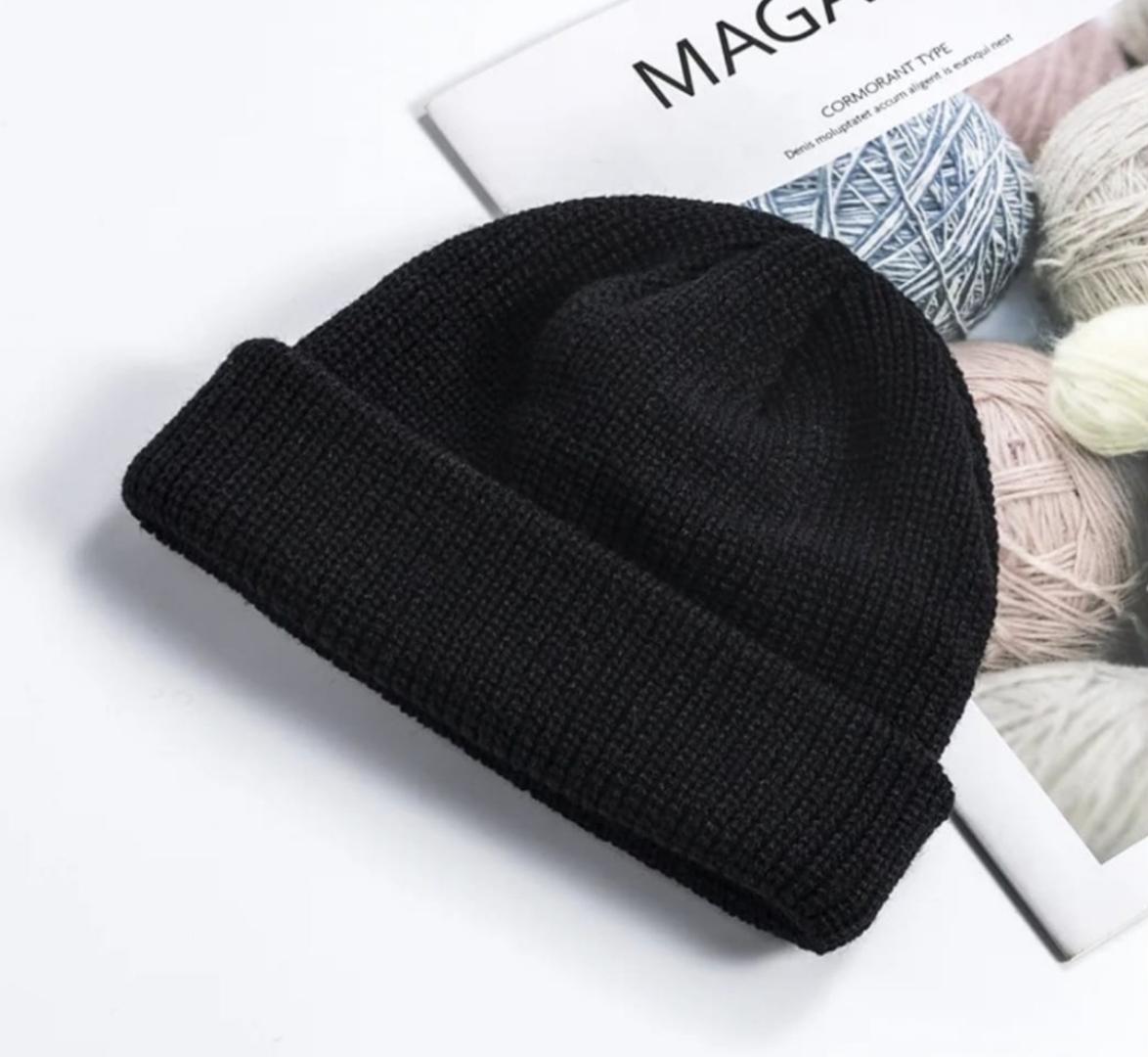 Fashion Hip Hop Beanie Knitted hat Men Skullcap Women Warm Brimless Baggy Melon Hats & Caps  short domed knitted hat Men's and women's warm hat