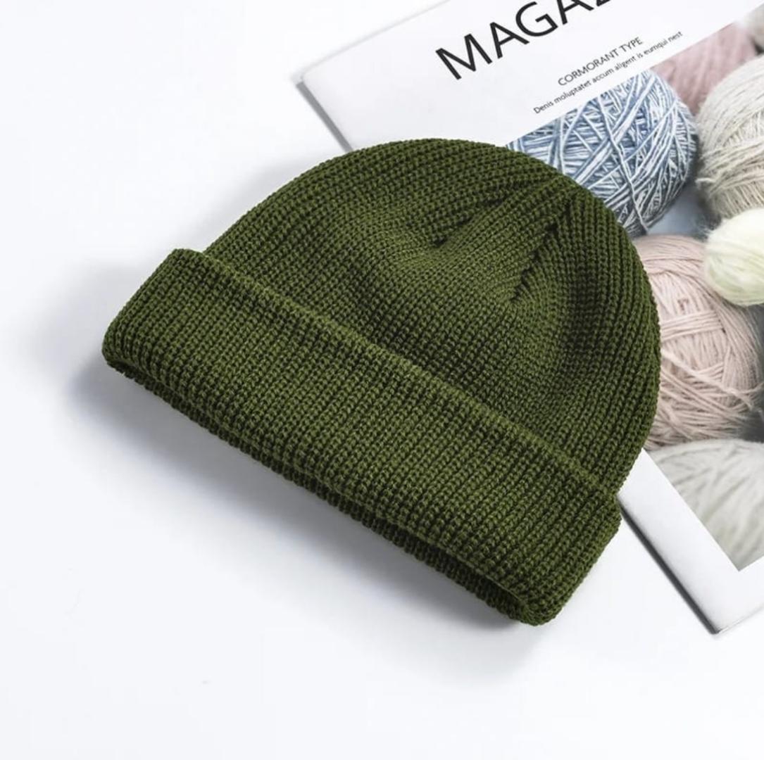 Fashion Hip Hop Beanie Knitted hat Men Skullcap Women Warm Brimless Baggy Melon Hats & Caps  short domed knitted hat Men's and women's warm hat