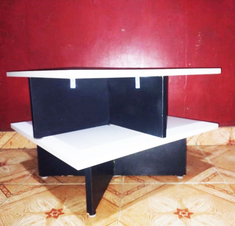Hamilton Modern Design Coffee Table With Storage (Black and White)