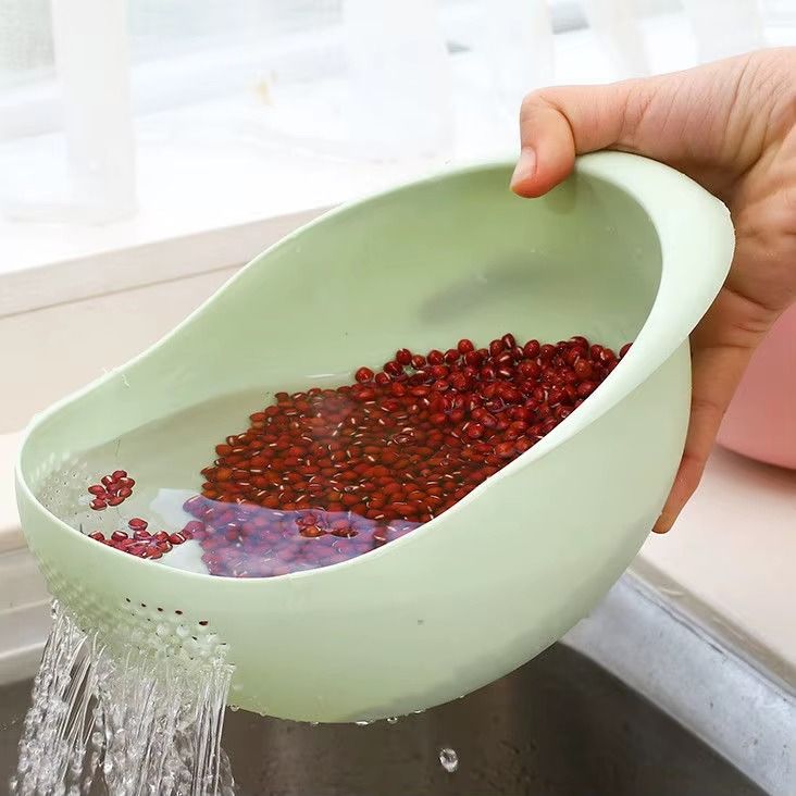 Plastic Drain Basket for Washing Rice, Fruits, and Vegetables, Also Usable As a Fruit Platter