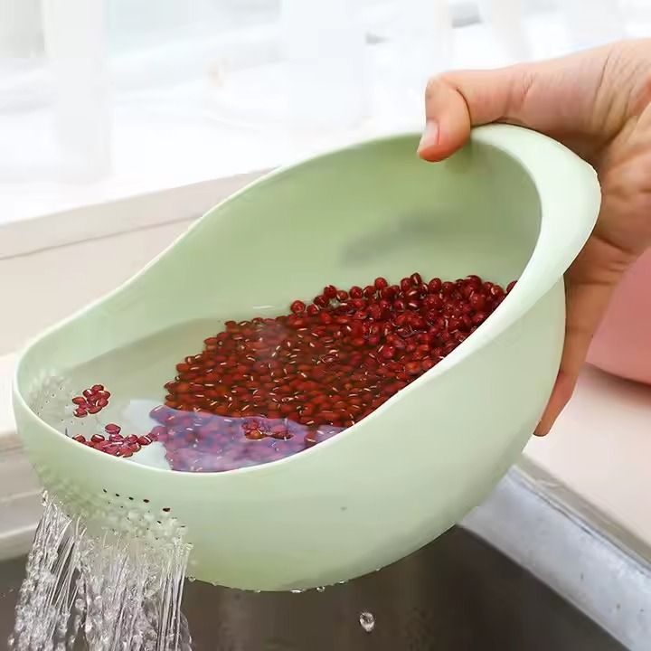 Plastic Drain Basket for Washing Rice, Fruits, and Vegetables, Also Usable As a Fruit Platter