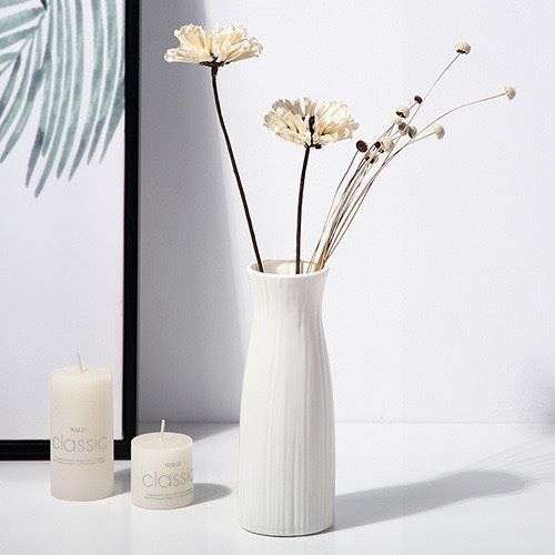 Nordic Table Matte Spiral Stripe Shape Plastic Vase for Living Room Vase Home Decoration