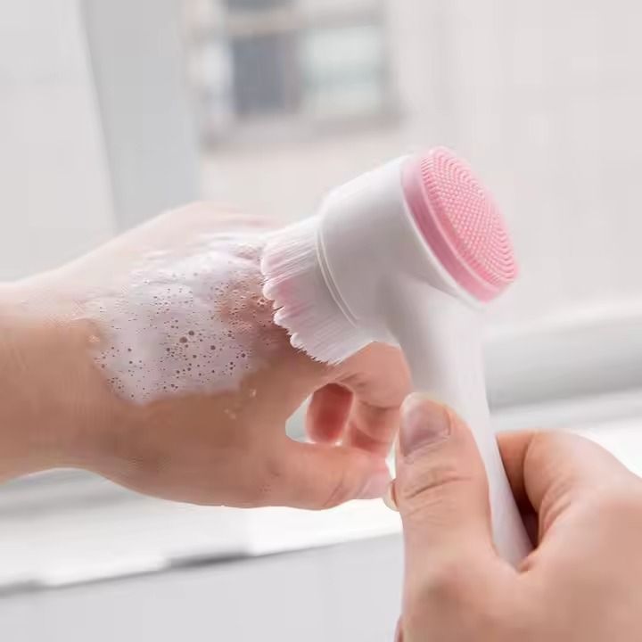 Double Facial Cleansing Hand Held Brushes