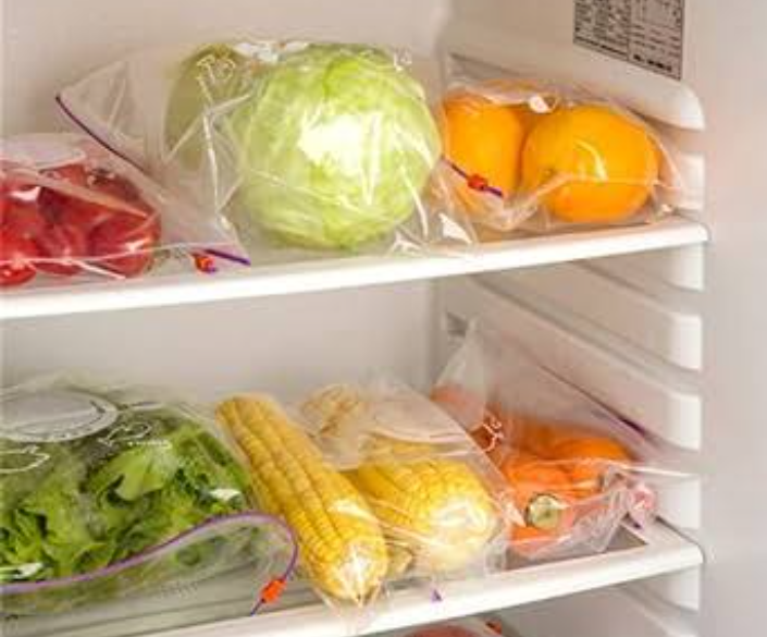 Re-usable Ziplock Fridge Food Storage Bags Food Packaging bags Lock Tight - 25 pcs Preserve freshness Prevents comtamination Convenientb for travel Recycled Reduce odor transfer environment friendly