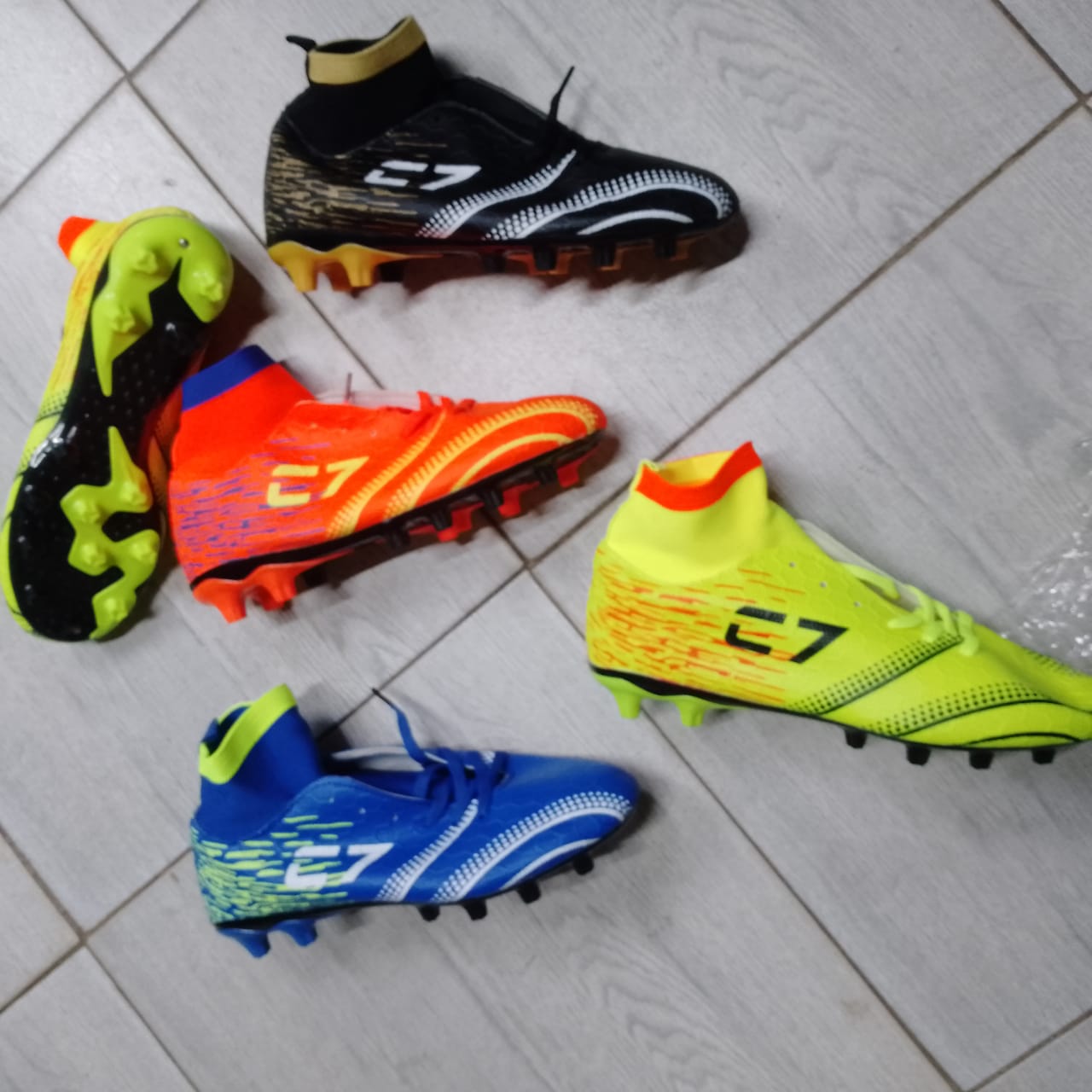 Lates 💥High Quality  Football Unisex Soccer boot 🔥🔥🔥Original boot