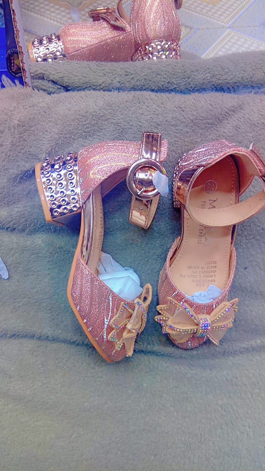 Latest 🔥 🔥 🔥 🔥High Quality  kids  Cute Heels  Shoes