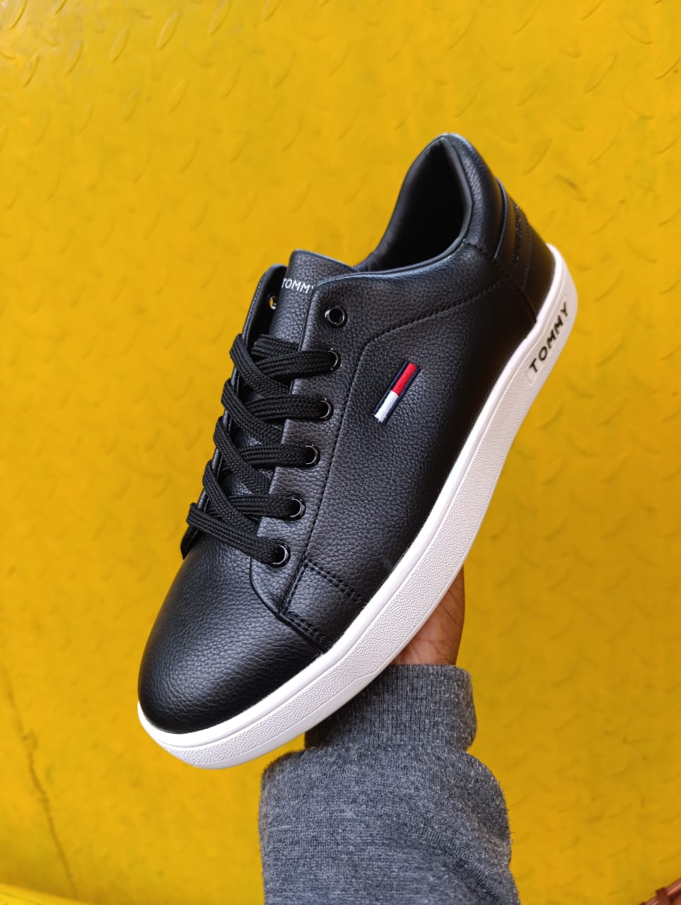 TOMMY Hilfiger Smart casual men🔥🔥 shoes high quality leather Hilfiger shoes ❤️‍🔥❤️‍🔥