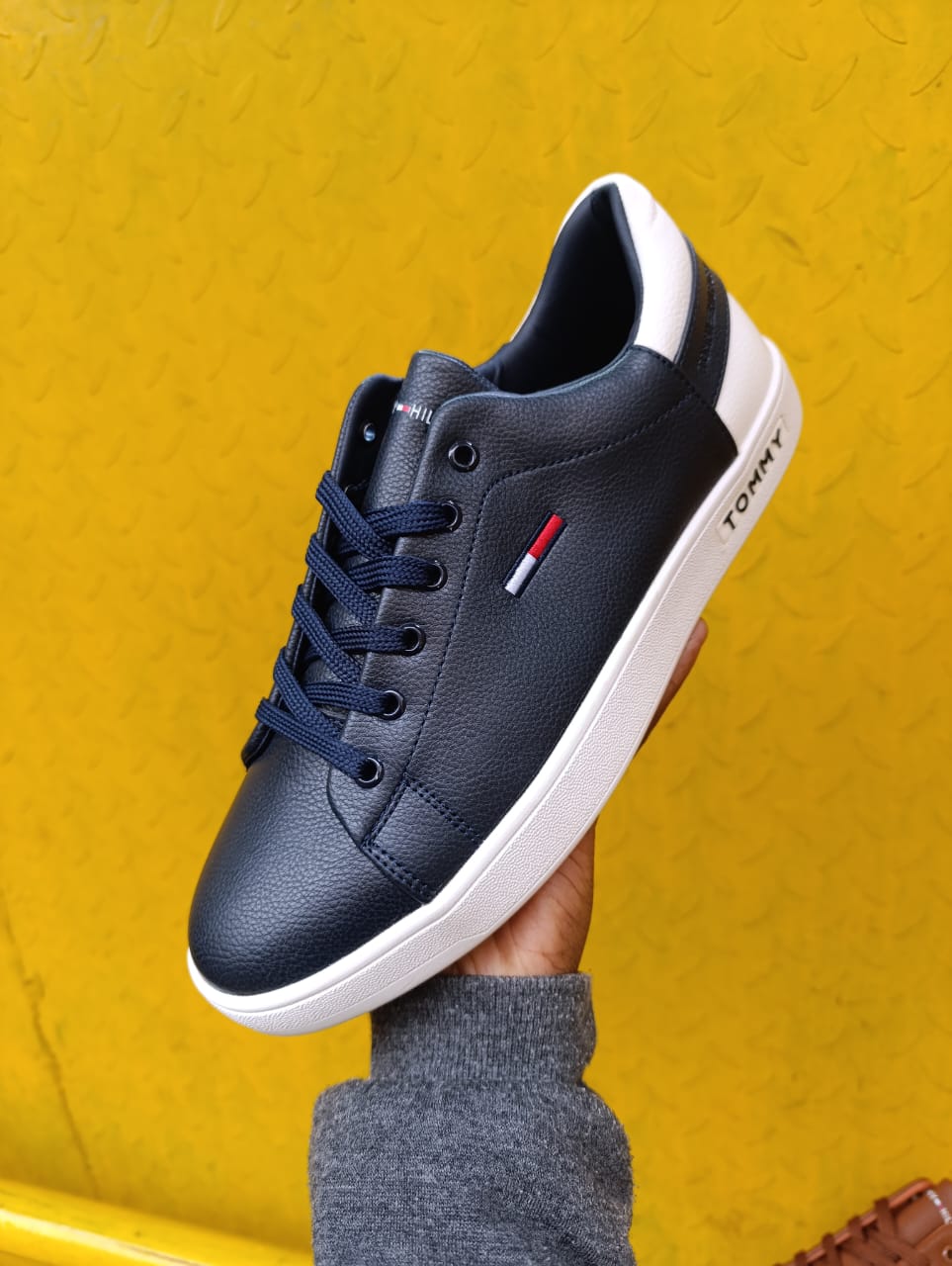 TOMMY Hilfiger Smart casual men🔥🔥 shoes high quality leather Hilfiger shoes ❤️‍🔥❤️‍🔥
