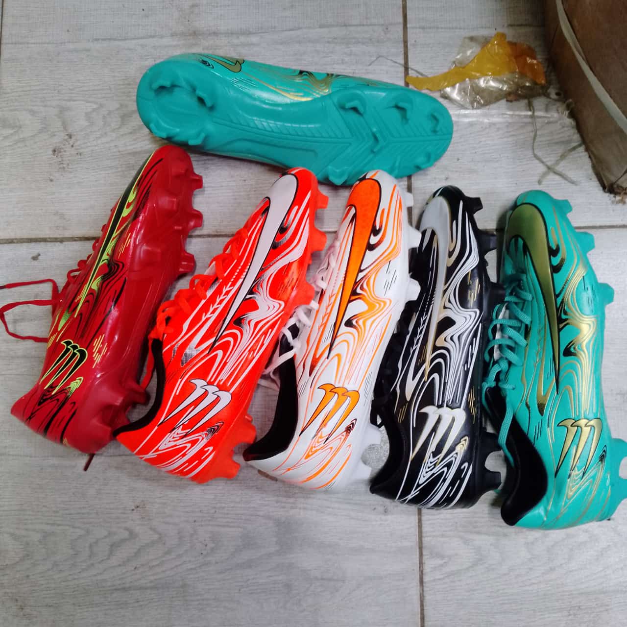 Football boots ⚡⚽ SOCCER/football boots latest version 💥 High quality original trainers boots⚽ tried and confirmed good quality ❤️‍🔥