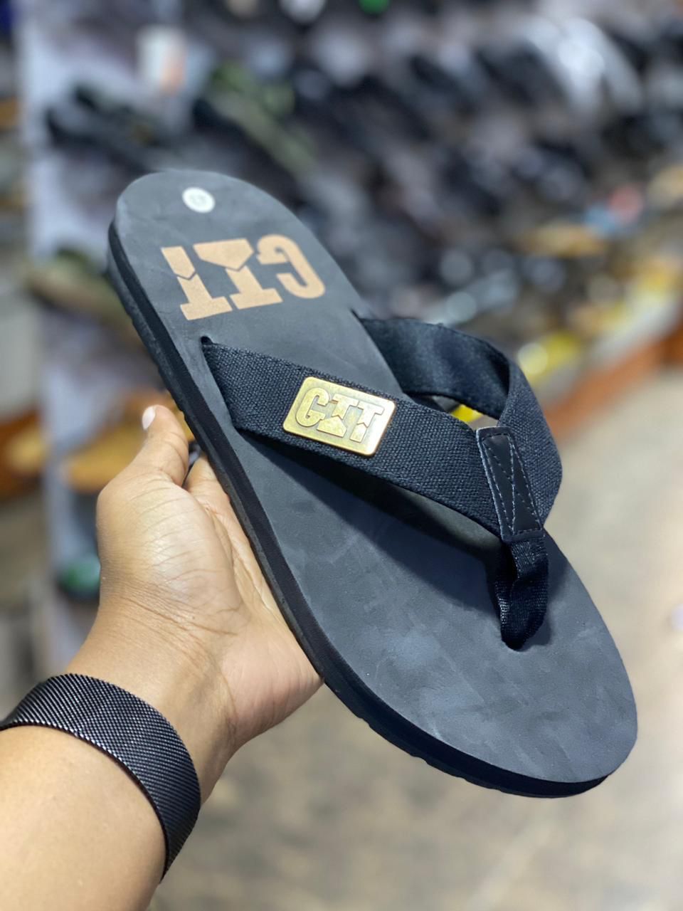 ⚡NEWEST SLIDES IN TOWN 💥 HIGH Quality GHTOriginal latest new arrival ⚡slides opens shoes,. Mens flats poen shoes💥slides mens slipers💥mens fashioned classic slipers unisex💥very cute looking⚡