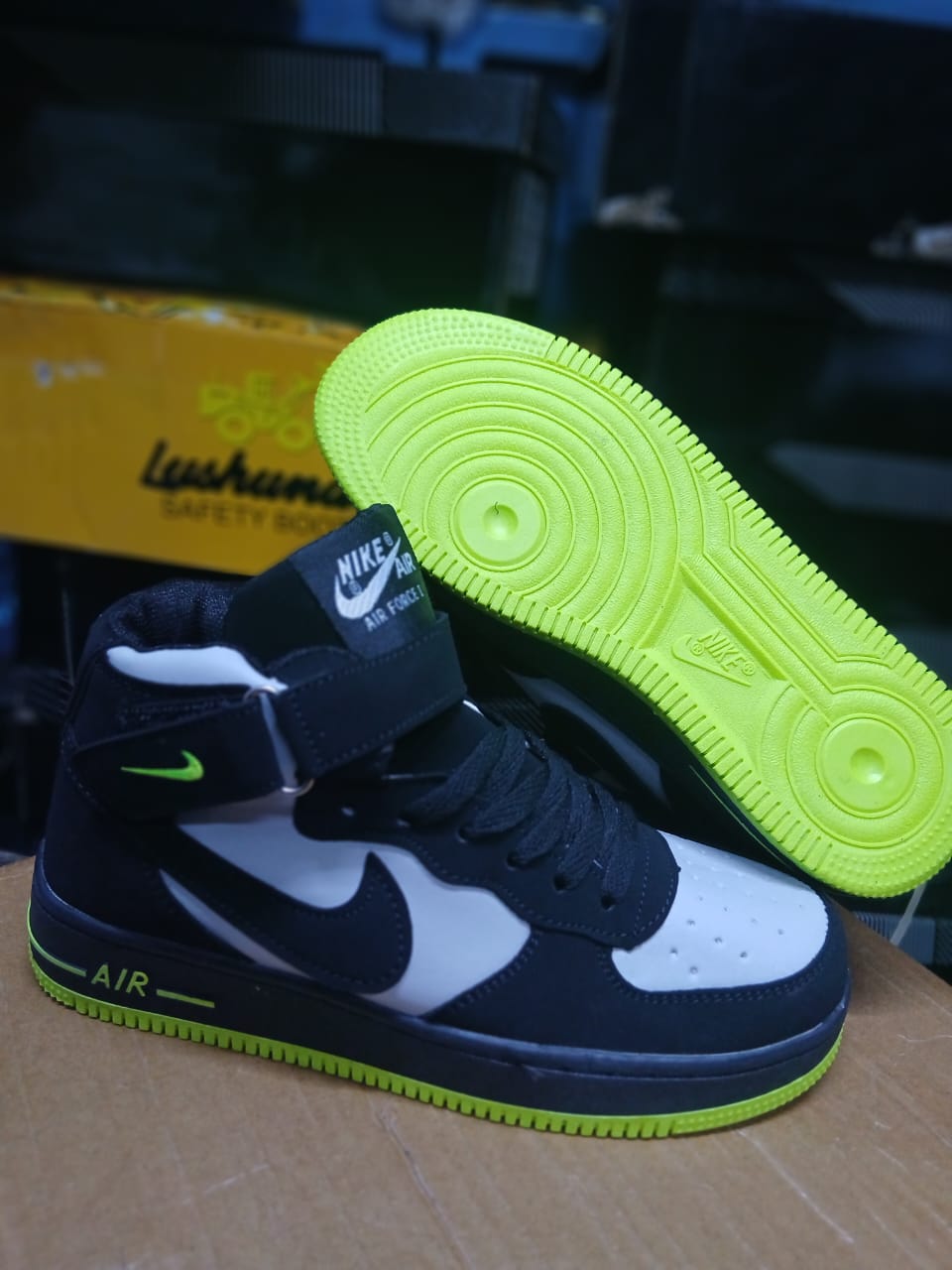 ORIGINA/LATEST/ NEW ARRIVAL ⚡High quality Air force 1 high boot UNISEX fashioned high boot for all,❤️‍🔥 all wearing men/women/ladies classic fashioned breatherble 🔥very cute sneakers❤️‍🔥