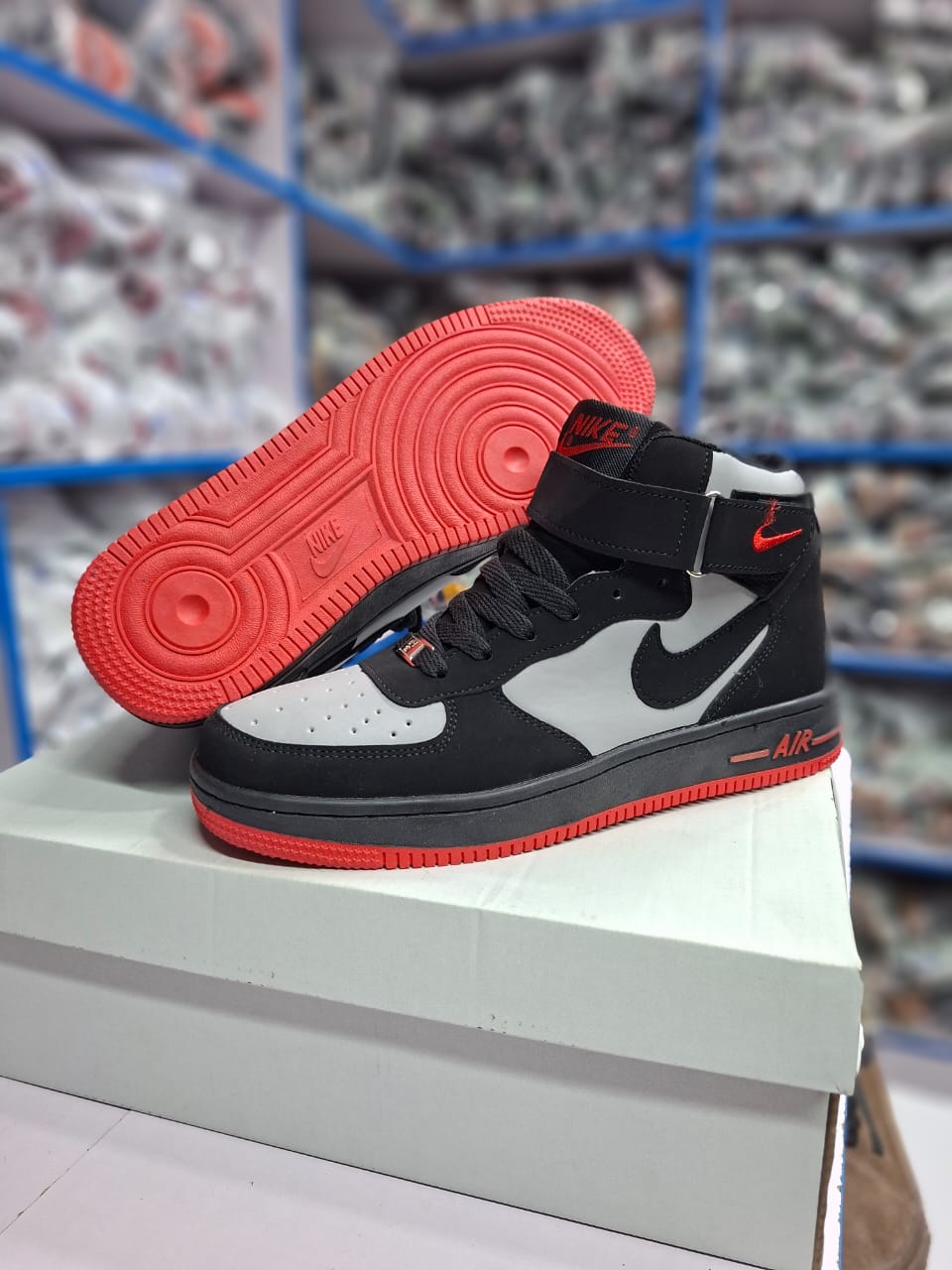 ORIGINA/LATEST/ NEW ARRIVAL ⚡High quality Air force 1 high boot UNISEX fashioned high boot for all,❤️‍🔥 all wearing men/women/ladies classic fashioned breatherble 🔥very cute sneakers❤️‍🔥