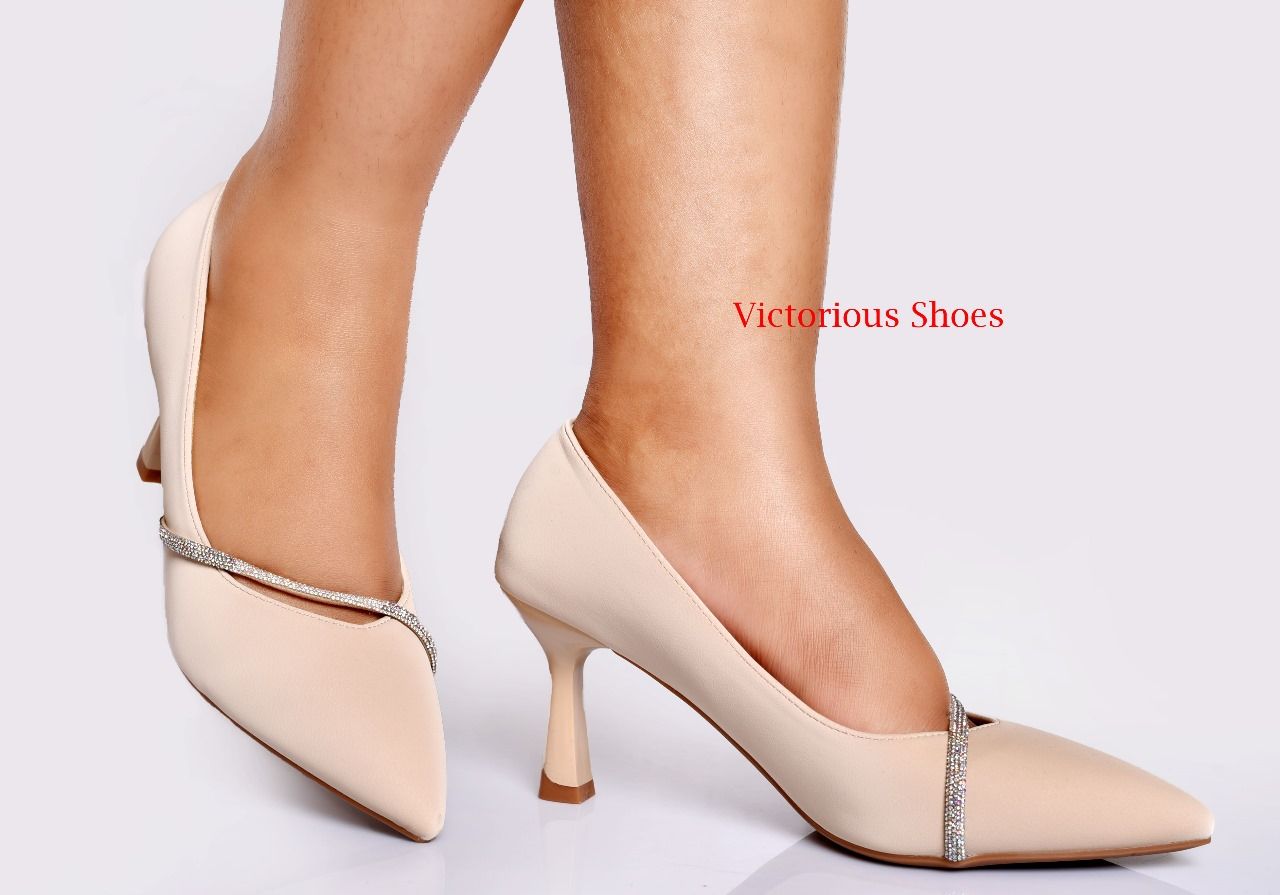 ⚡ VICTORIOUS⚡ HEEL OFFER CLASSIC  women Heel shoes 🔥high quality women sharp heel shoes ❤️‍🔥very cute looking 😍multifunctional official shoes ALL Weather wearing ladies/women VICTORIOUS shoes,❤️‍🔥
