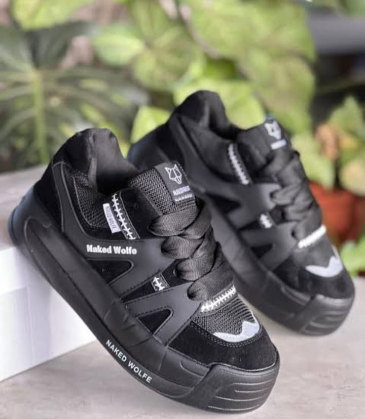 Naked wolfe⚡NEW ARRIVAL💯LATEST NAKED WOLF🥰🥰 KIDS/BABIES SNEAKERS⚡ available for unisex babies 🔥new classic and fashioned kid's sneakers shoes all colors and sizes available step up in style 💯🥰