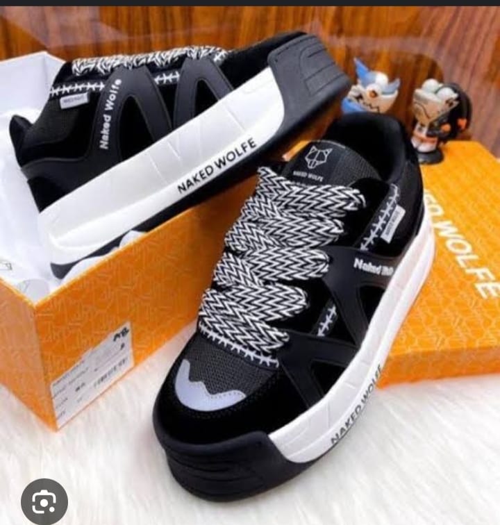 Naked wolfe⚡NEW ARRIVAL💯LATEST NAKED WOLF🥰🥰 KIDS/BABIES SNEAKERS⚡ available for unisex babies 🔥new classic and fashioned kid's sneakers shoes all colors and sizes available step up in style 💯🥰