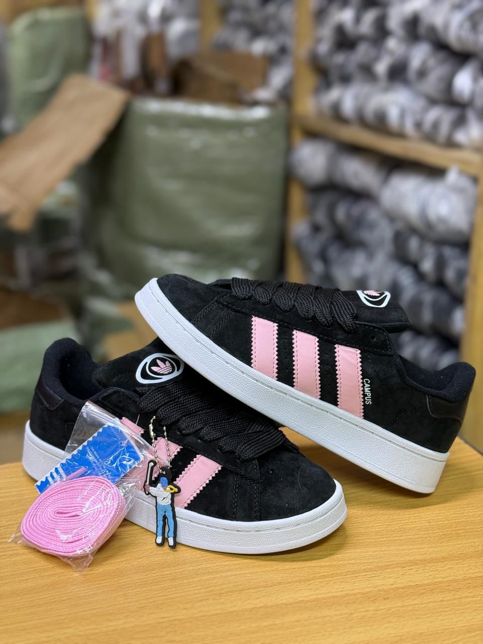 ⚡CAMPUS NEW ARRIVAL💯LATEST CAMPUS SHOES🥰🥰 Multifuctional ladies Men's classic breatherble shoes⚡designer  youth shoes🔥new classic and fashioned unisex sneakers . Campus available all colours 💯🥰