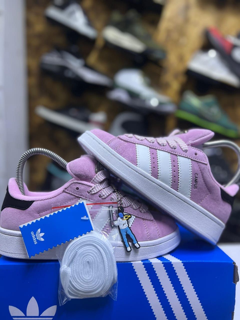 ⚡CAMPUS NEW ARRIVAL💯LATEST CAMPUS SHOES🥰🥰 Multifuctional ladies Men's classic breatherble shoes⚡designer  youth shoes🔥new classic and fashioned unisex sneakers . Campus available all colours 💯🥰
