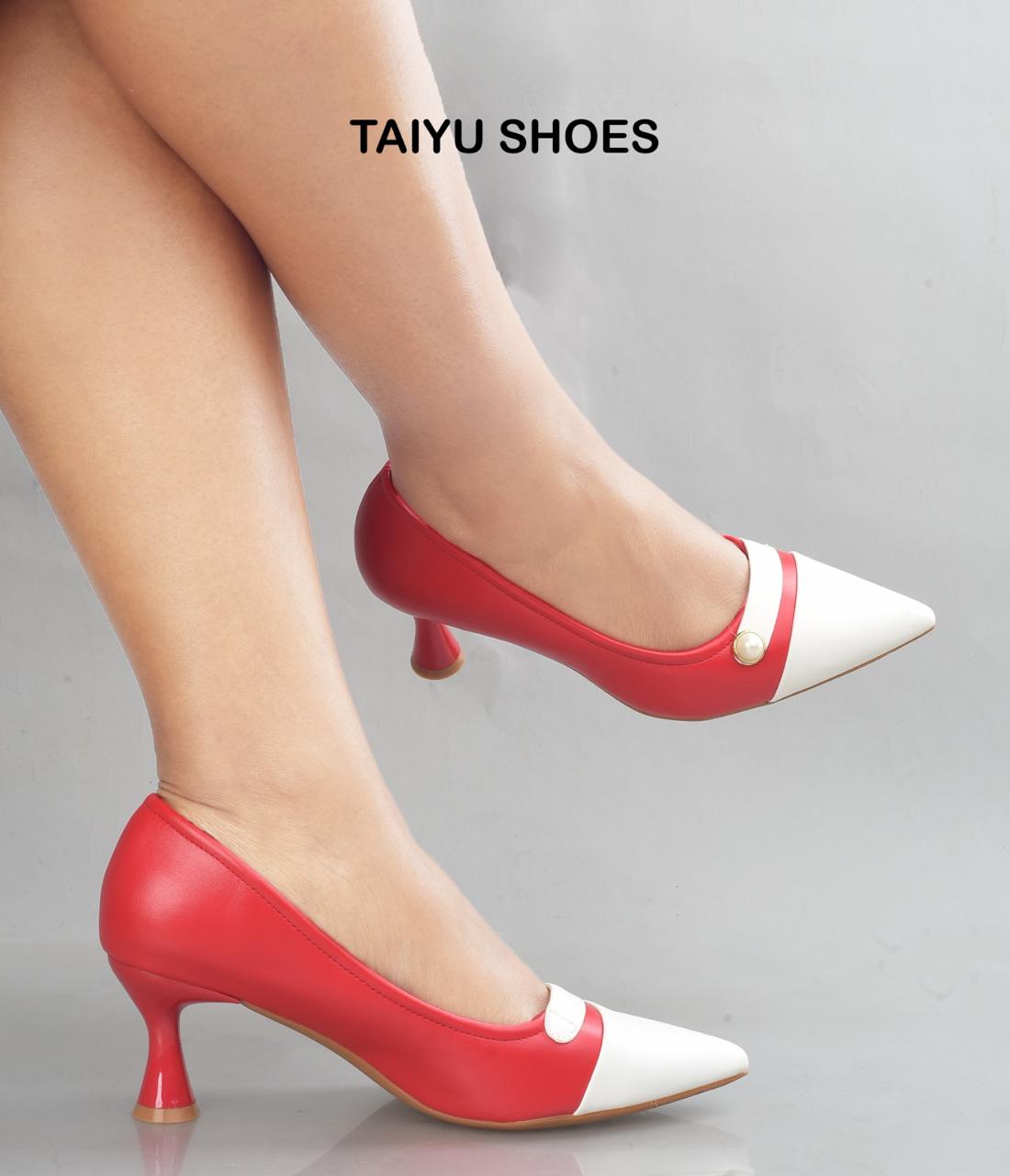 ⚡TAIYU ORIGINAL❤‍🔥HIGH QUALITY classic Taiyu women heels .low heel taiyu shoe very cute exactry as in picture.The best women/ladies heels in town .clearance black friday offer pick yours matching ❤‍❤
