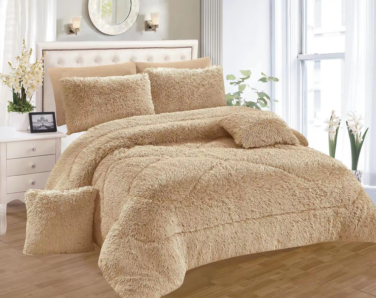 6 Pcs Quality Affordable Fluffy Duvet Set, Velvet plush Fluffy Duvet Set (1 Pc Fluffy 6*7 Duvet,1 Pc Bedsheet,2Pcs Pillow Cases,2 Pcs Throw Pillow Cover)