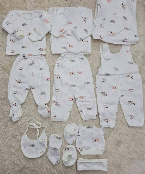 11 Pcs Newborn Baby Clothes Receiving Set Made of cotton