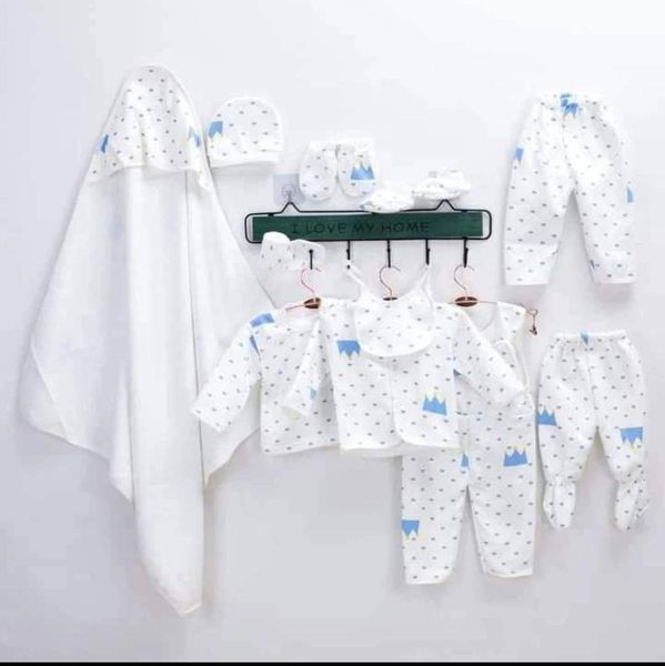 11 Pcs Newborn Baby Clothes Receiving Set Made of cotton
